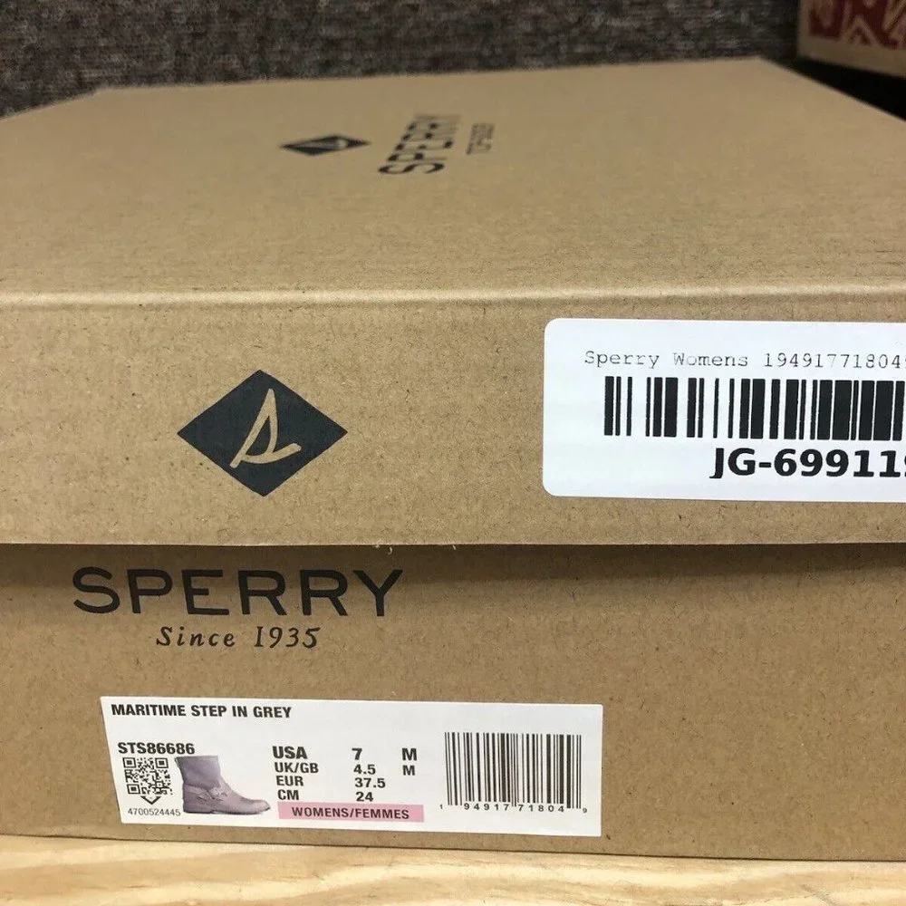 Sperry Women’s Maritime Step In Grey Winter Boots, Size 7M